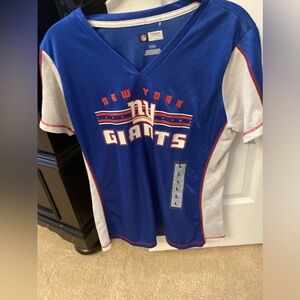 New York Gisnts Woman’s shirt -large -new